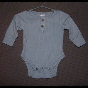 3m Henley onsie